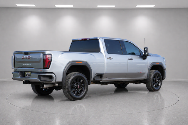 Used 2026 GMC Sierra 2500 AT4 AWD/4WD image 3