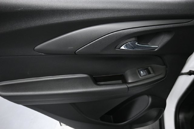 Used 2023 Chevrolet TrailBlazer RS w/ Sun and Liftgate Package AWD/4WD image 20