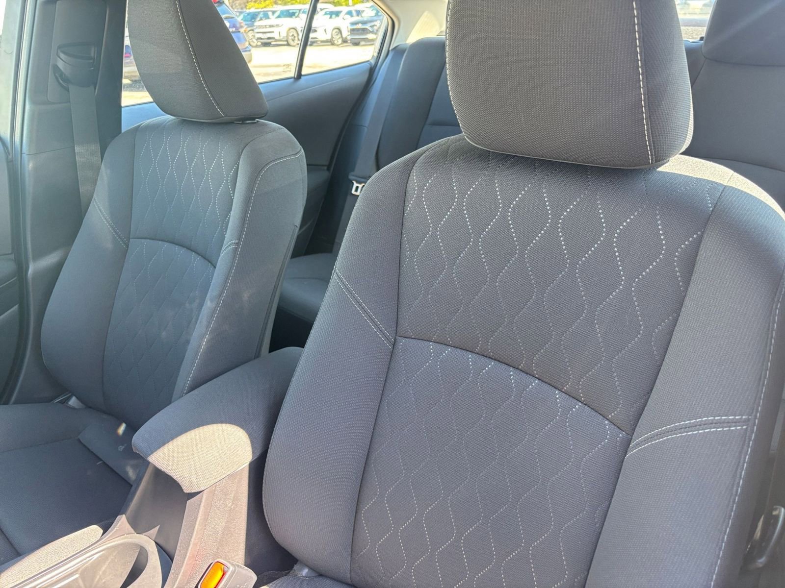 Used 2025 Toyota Corolla LE image 34