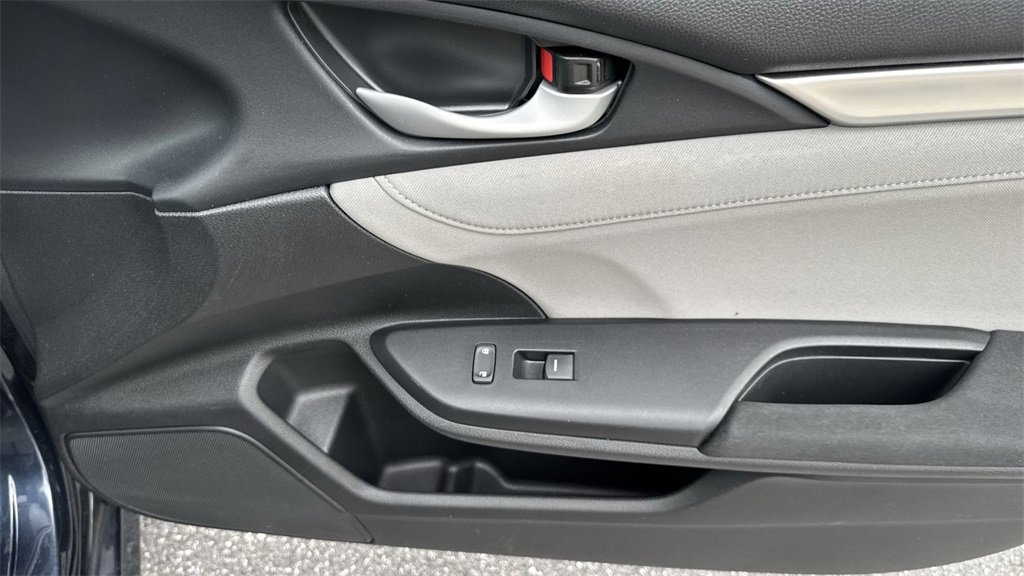 Used 2018 Honda Civic EX image 44