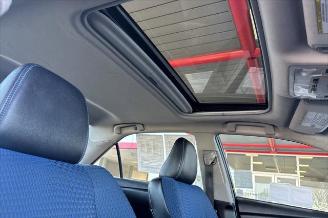 Certified 2016 Toyota Camry SE image 17