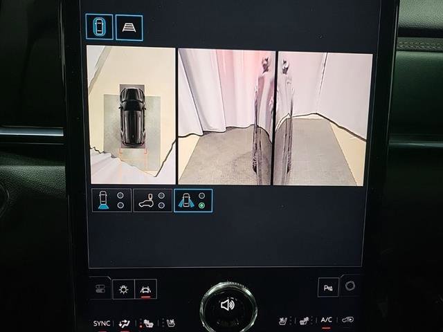 New 2026 GMC Terrain AT4 w/ Convenience Package III image 19