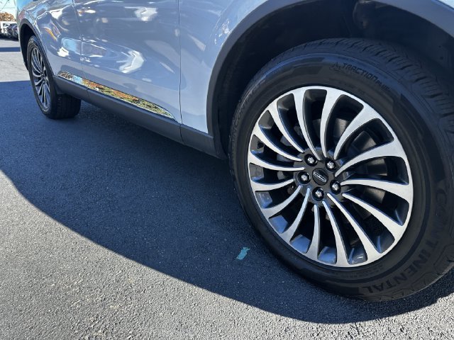 Certified 2021 Lincoln Aviator Reserve w/ Elements Package Plus AWD/4WD image 11