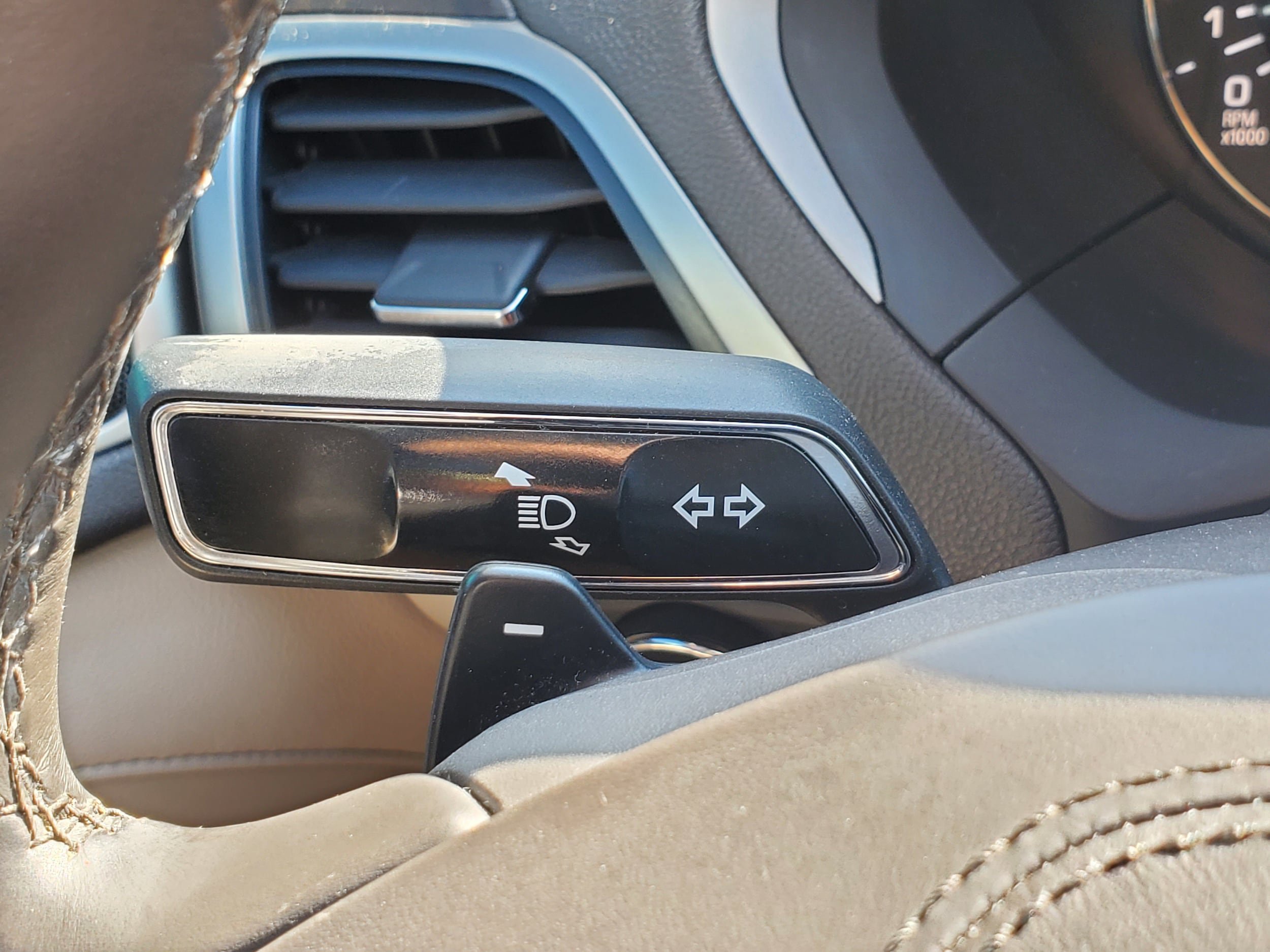 Used 2017 Lincoln MKZ Reserve FWD image 20