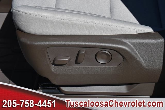 New 2026 Chevrolet Suburban LS image 16