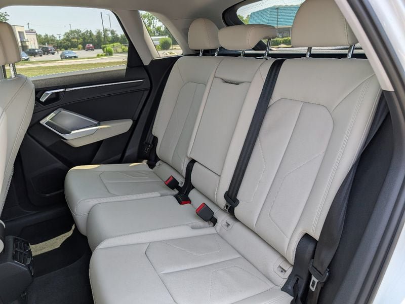 Used 2020 Audi Q3 2.0T Premium Plus AWD/4WD image 18
