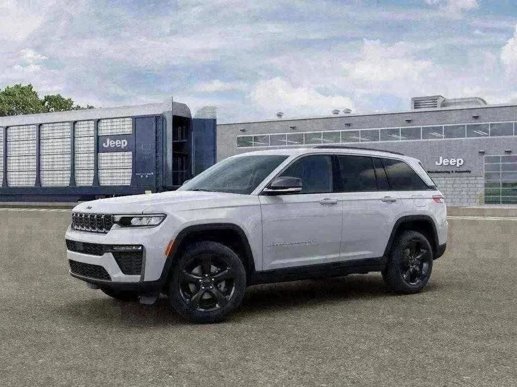 Certified 2026 Jeep Grand Cherokee Limited w/ Limited Altitude Package AWD/4WD image 91