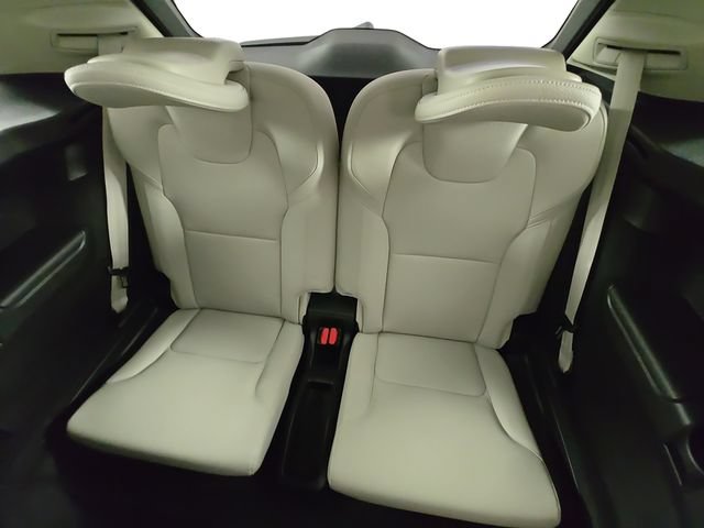 Used 2025 Volvo XC90 B6 Plus w/ Protection Package Premier AWD/4WD image 13