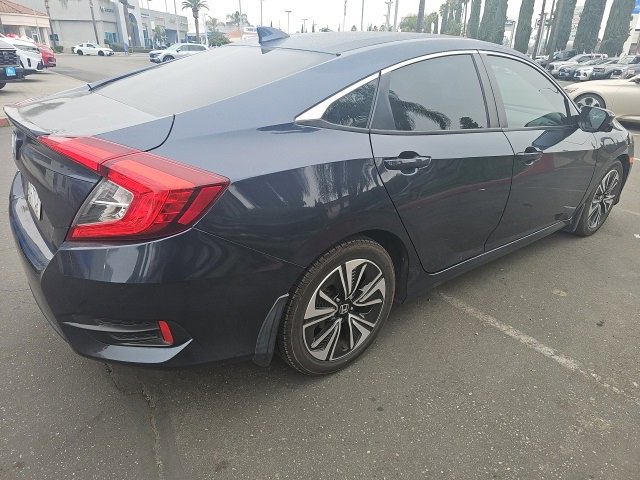 Certified 2018 Honda Civic EX-T image 4
