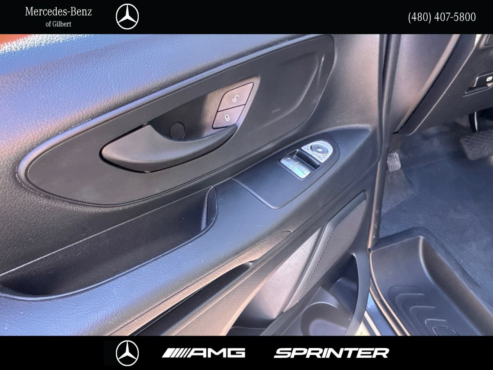 Used 2023 Mercedes-Benz Metris Passenger image 19