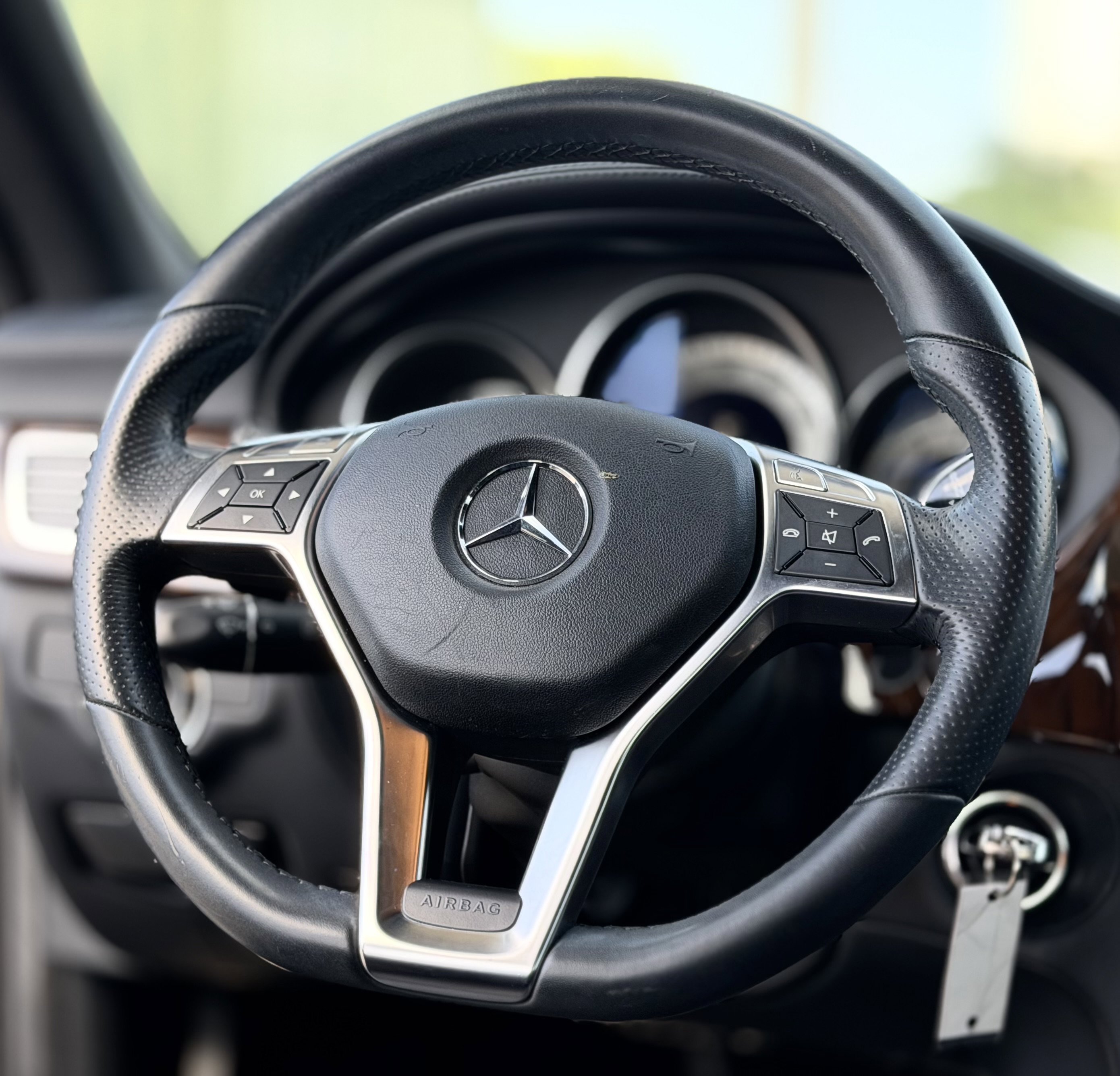 Used 2012 Mercedes-Benz CLS 550 image 27