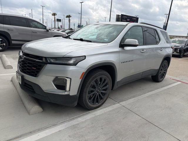 Used 2022 Chevrolet Traverse RS image 1