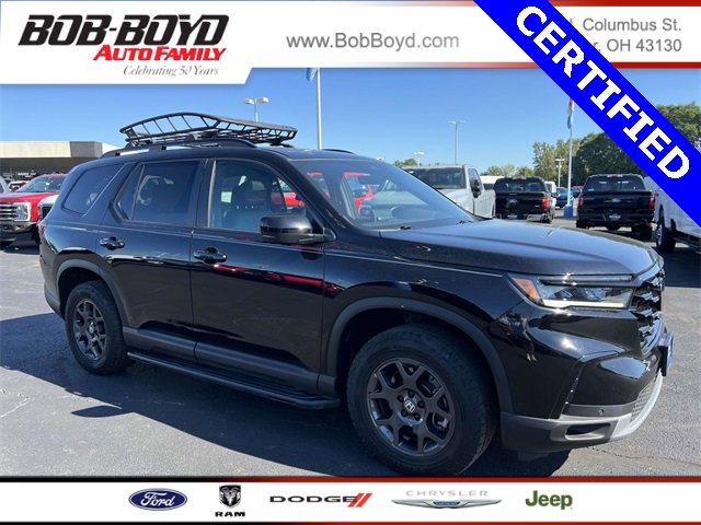 Used 2025 Honda Pilot TrailSport