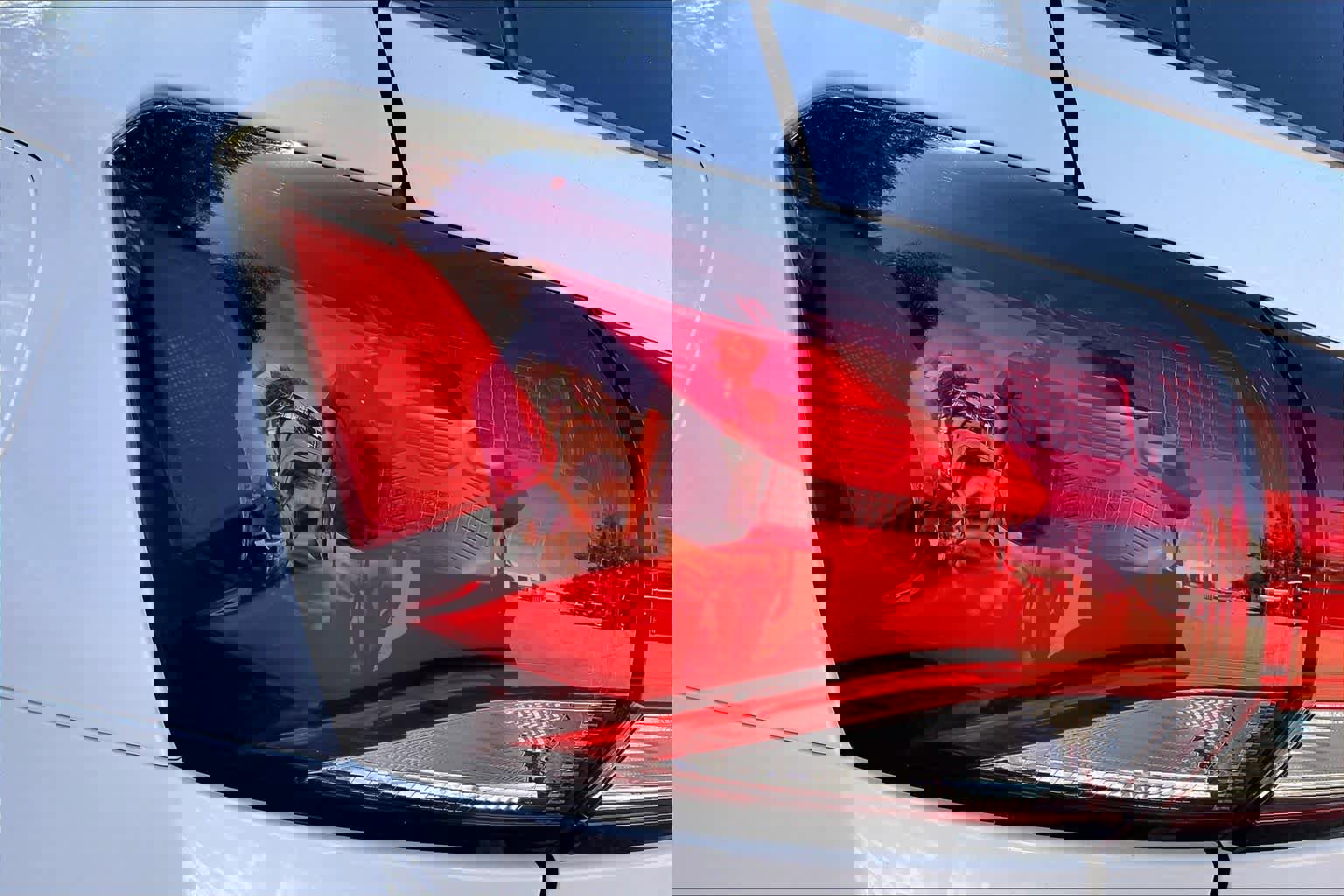 Used 2023 Chevrolet Equinox RS image 24