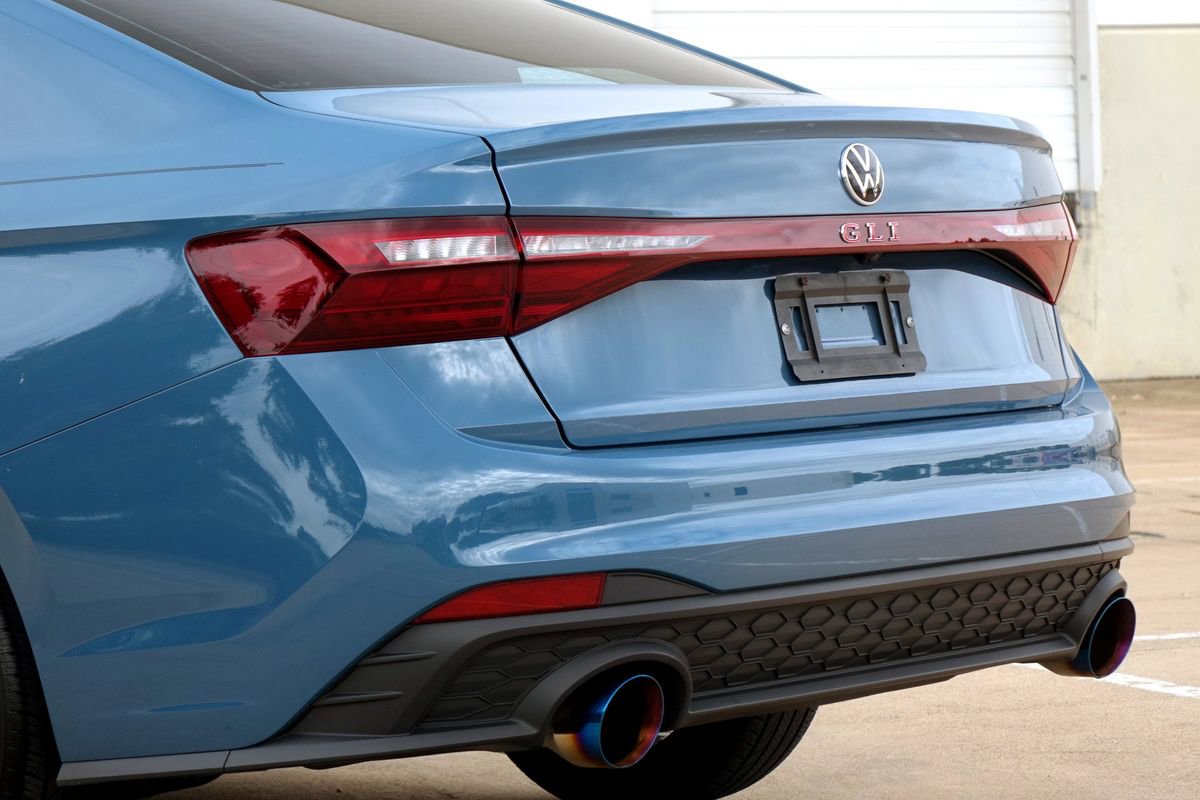 Used 2025 Volkswagen Jetta GLI Autobahn FWD image 31