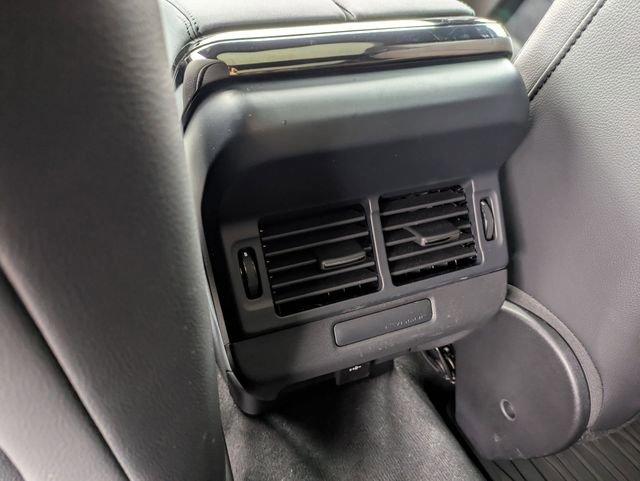 Used 2026 Land Rover Range Rover Evoque S image 13