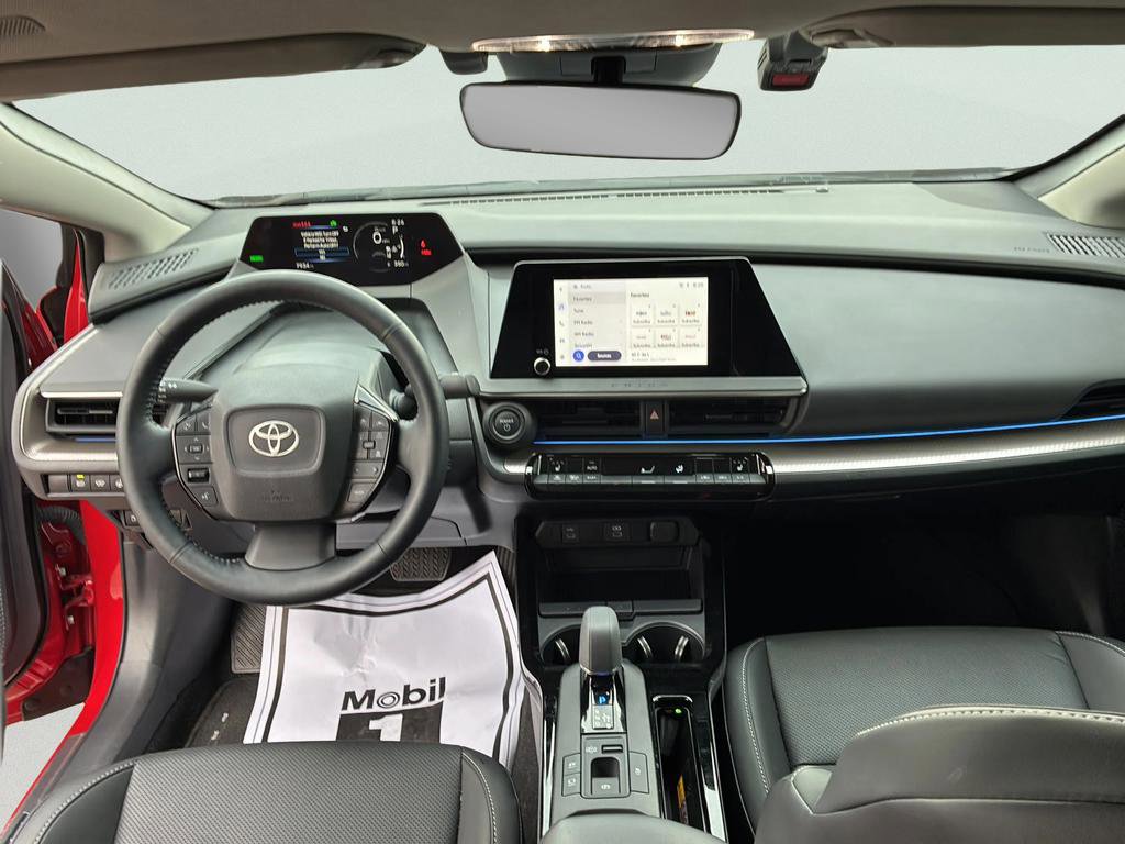 Used 2024 Toyota Prius XLE image 27