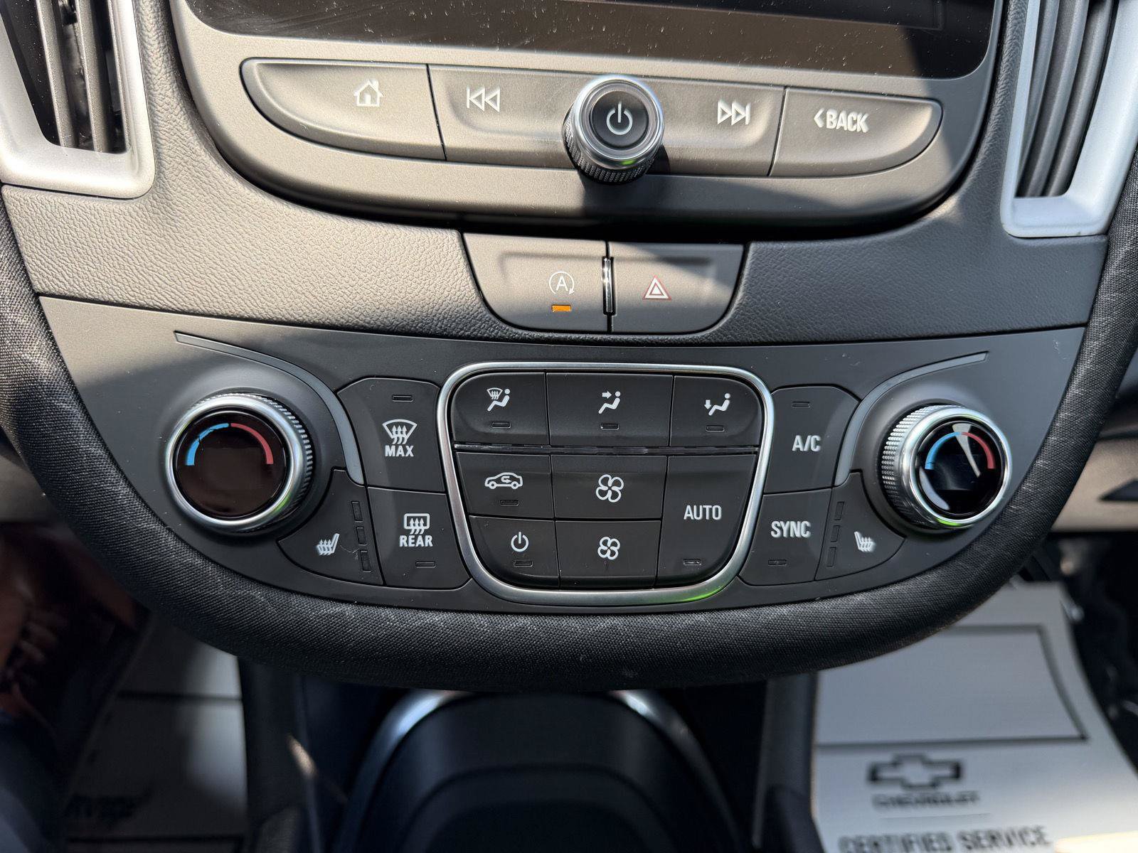 Used 2023 Chevrolet Malibu LT FWD image 19