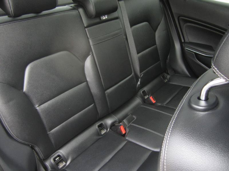 Used 2020 Mercedes-Benz GLA 250 4MATIC image 14