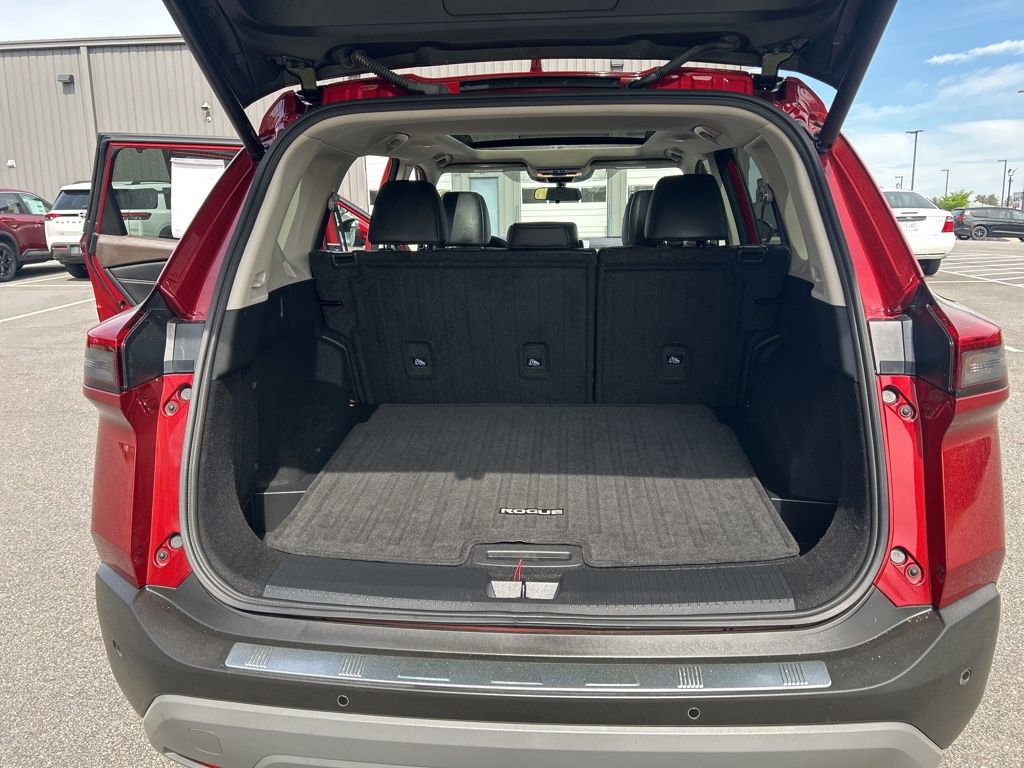 Certified 2023 Nissan Rogue SV w/ SV Premium B Package image 25