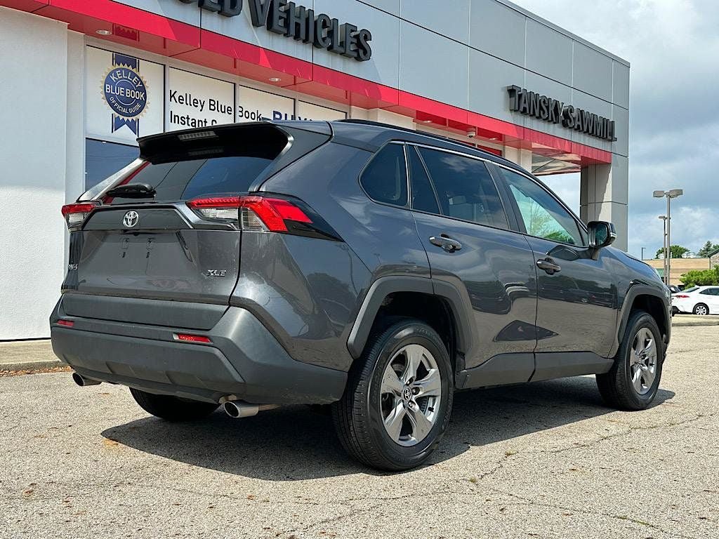 Used 2024 Toyota RAV4 XLE FWD image 7