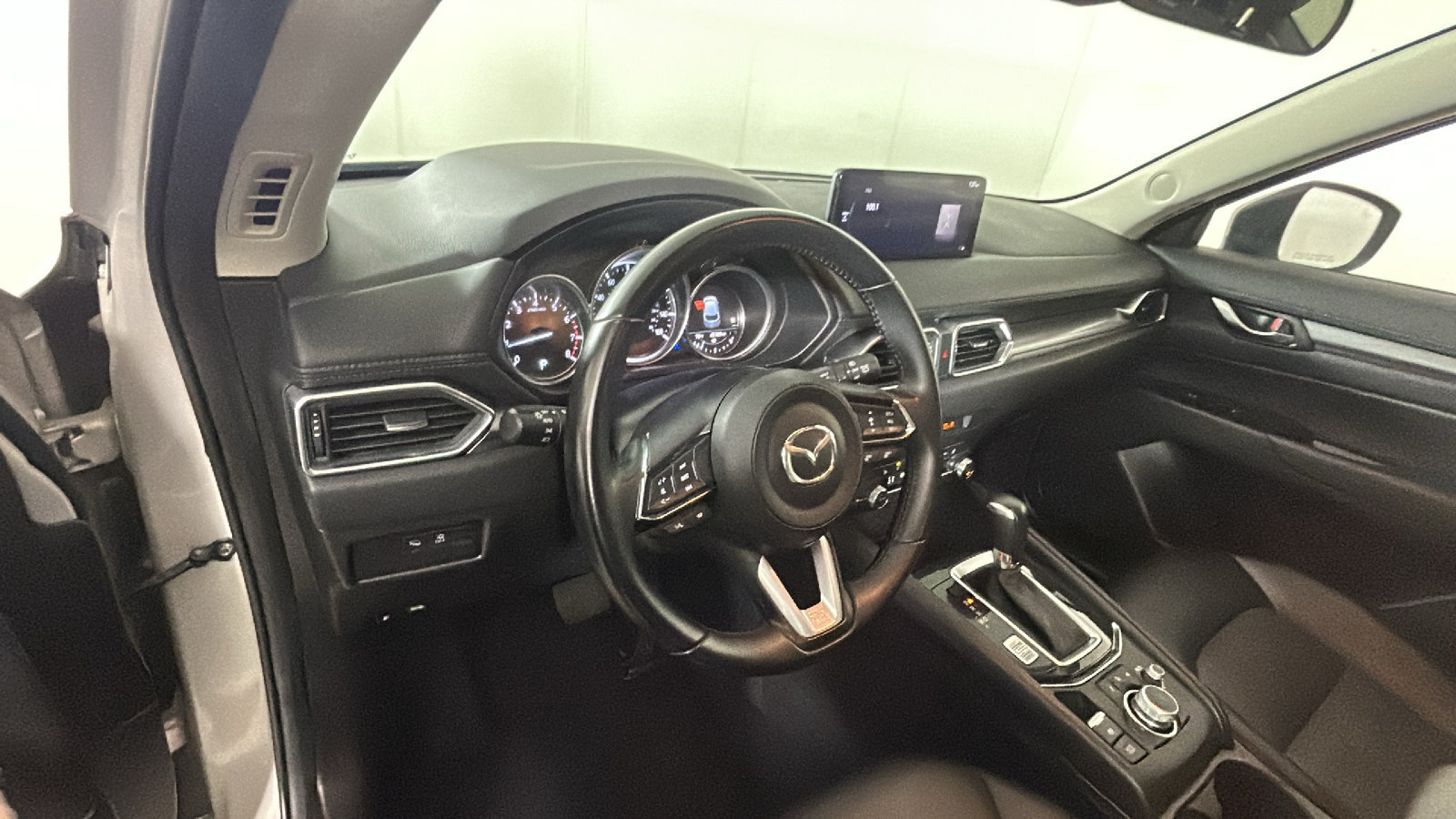 Used 2025 MAZDA CX-5 AWD 2.5 S w/ Select Package image 16
