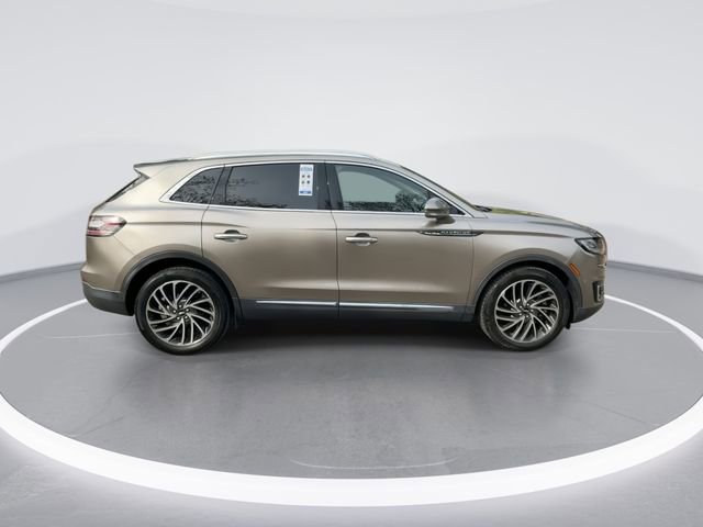 Used 2020 Lincoln Nautilus Reserve image 9