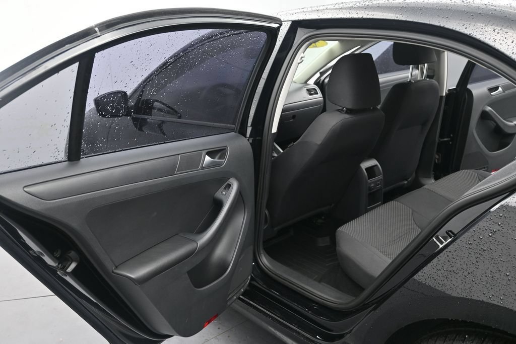 Used 2013 Volkswagen Jetta S FWD image 13