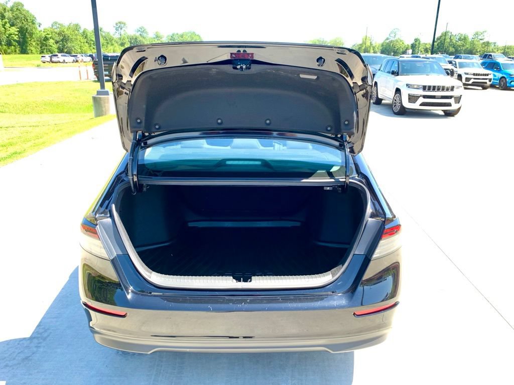 Used 2025 Honda Accord LX image 21