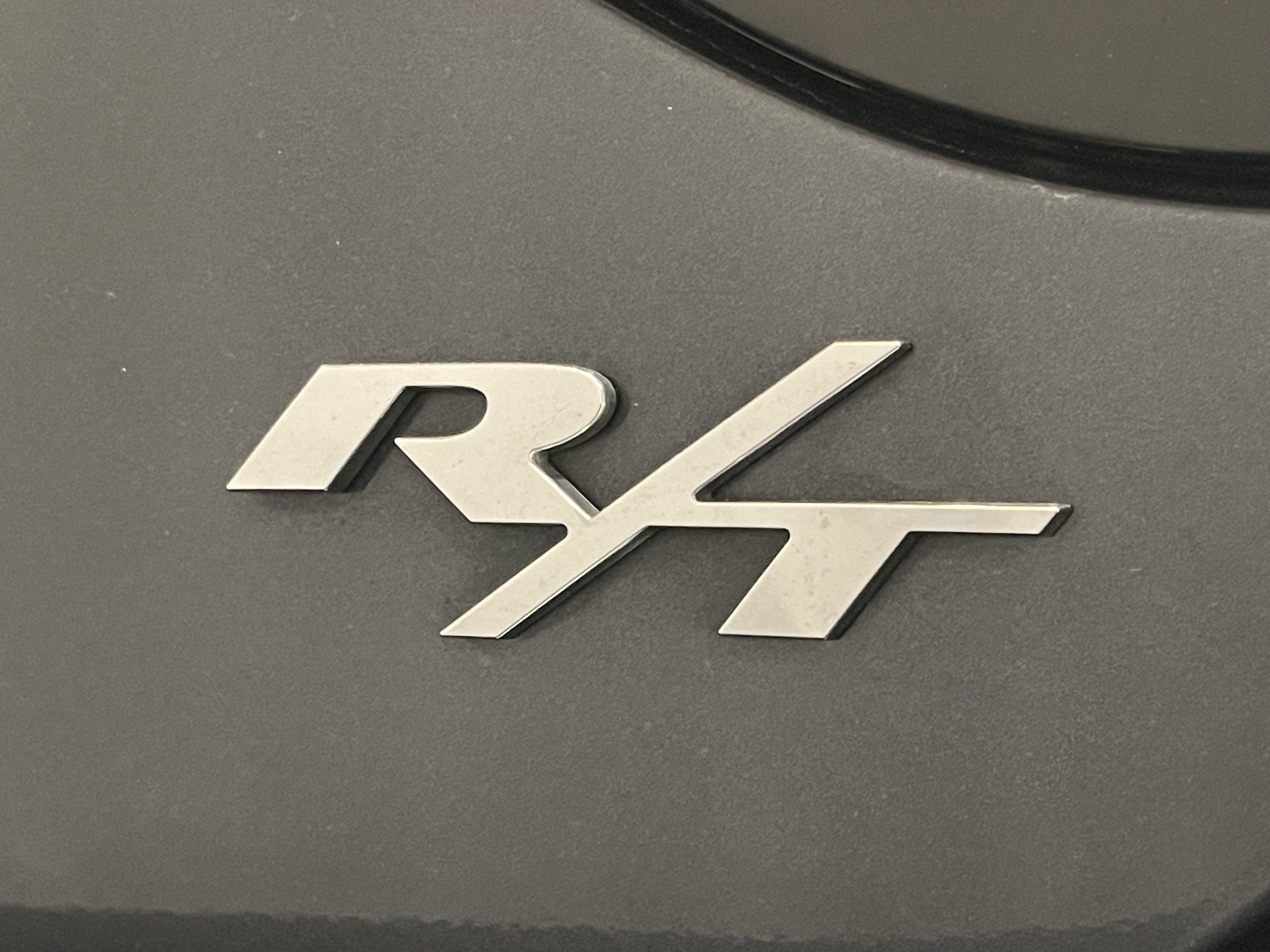 Used 2017 Dodge Charger R/T w/ Premium Group RWD image 24