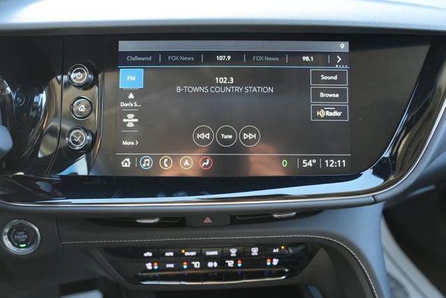Used 2021 Buick Envision Avenir w/ Technology Package II image 27