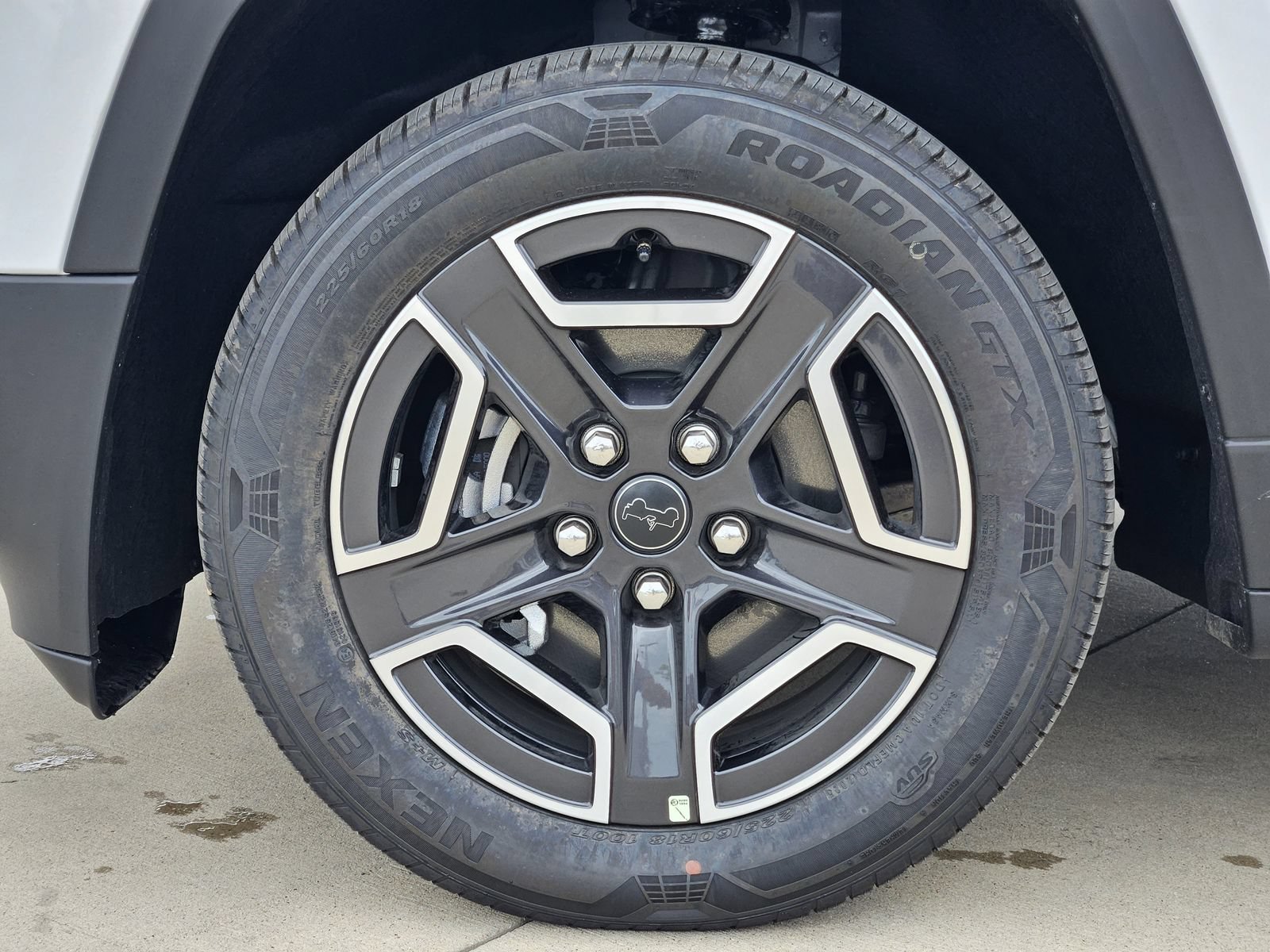 New 2026 Jeep Cherokee Laredo AWD/4WD image 12
