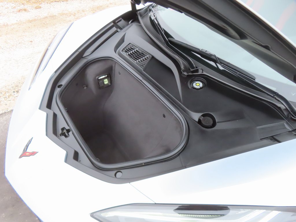 Used 2021 Chevrolet Corvette Stingray Preferred Cpe w/ Z51 Performance Package image 21