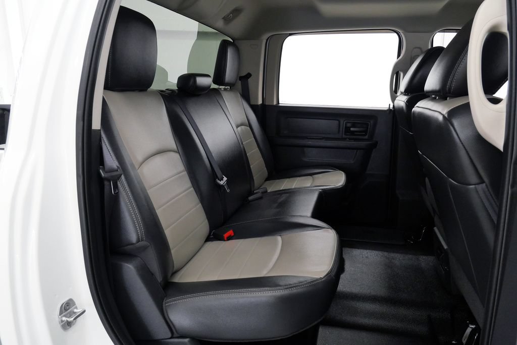 Used 2012 RAM 2500 ST w/ Chrome Appearance Group AWD/4WD image 17