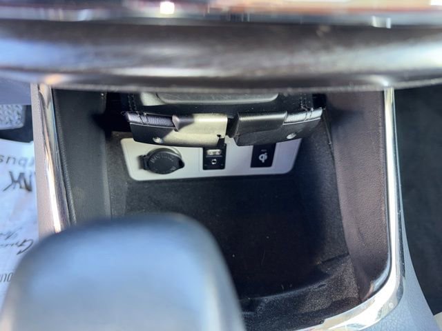 Used 2018 Toyota Avalon XLE Premium w/ All Weather Liner Package image 17