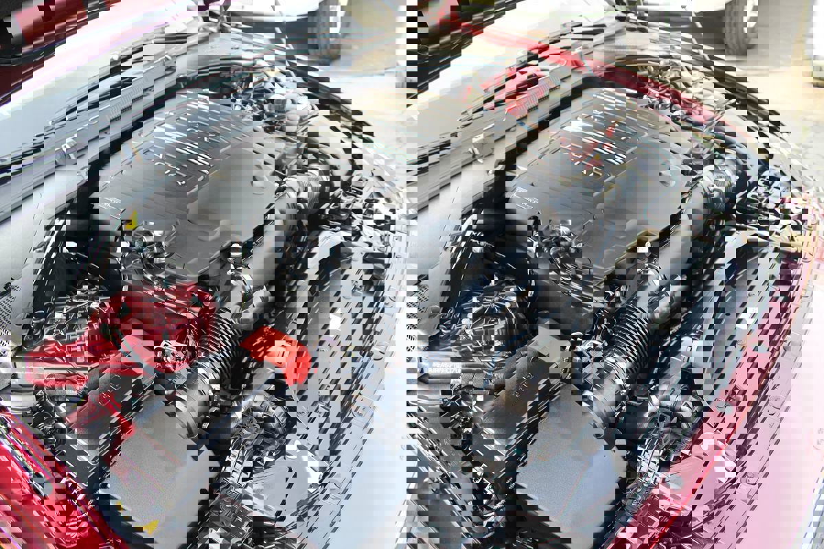 Used 2017 Jaguar XE Prestige image 36