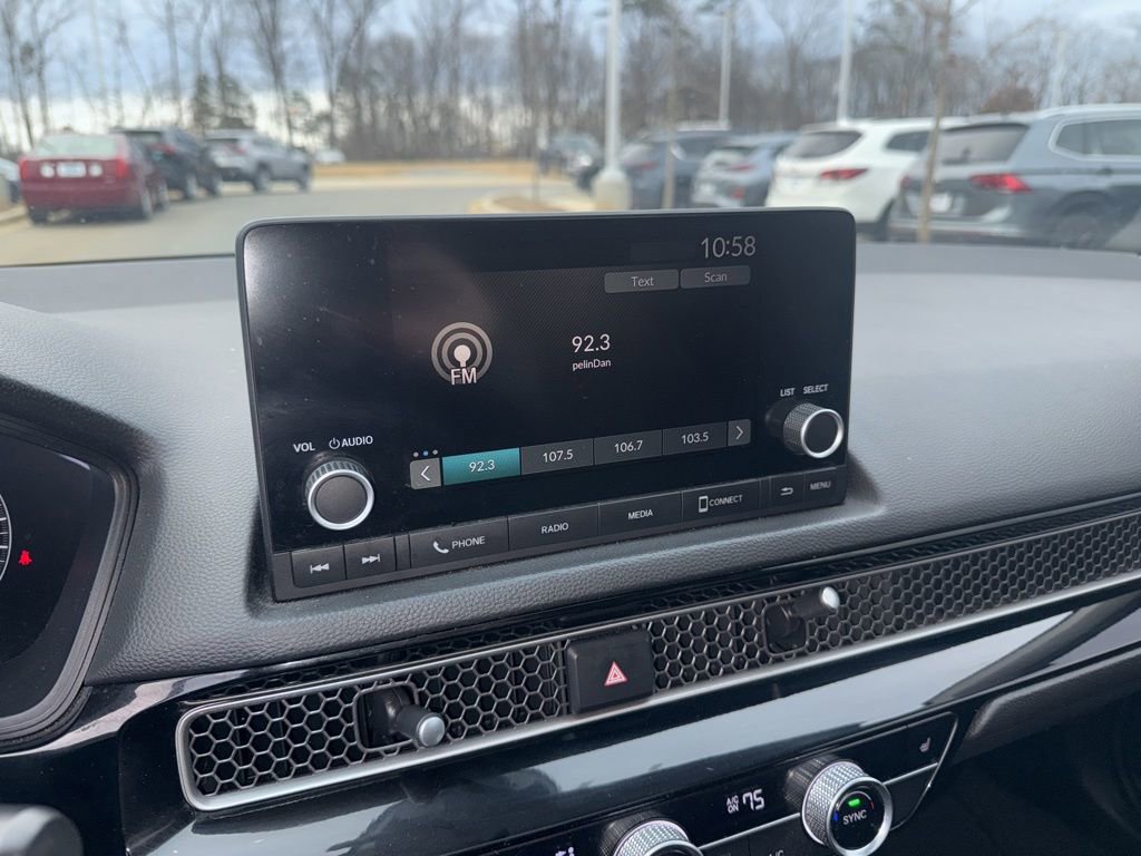 Used 2023 Honda Civic EX image 16