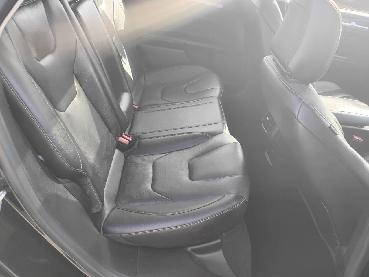 Used 2020 Ford Fusion Titanium image 26