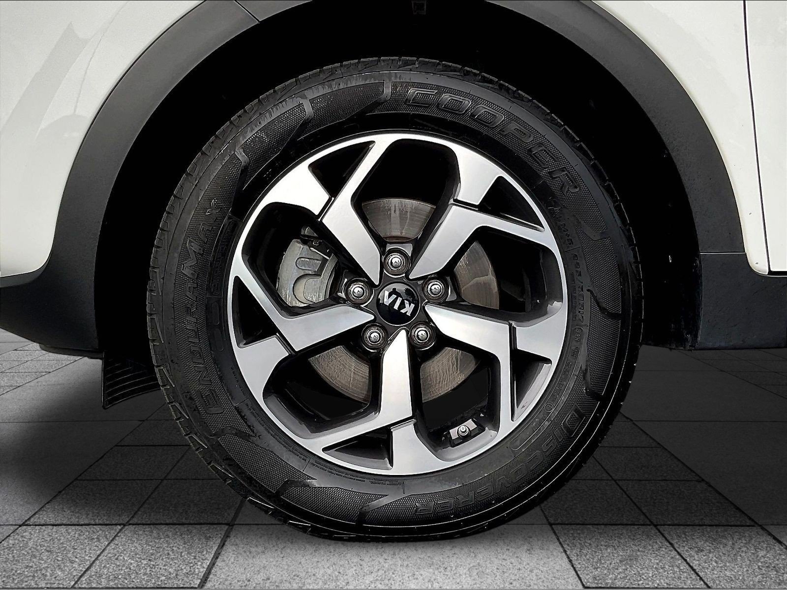 Used 2020 Kia Sportage LX AWD/4WD image 36