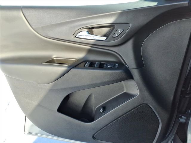 Used 2024 Chevrolet Equinox LT FWD image 11
