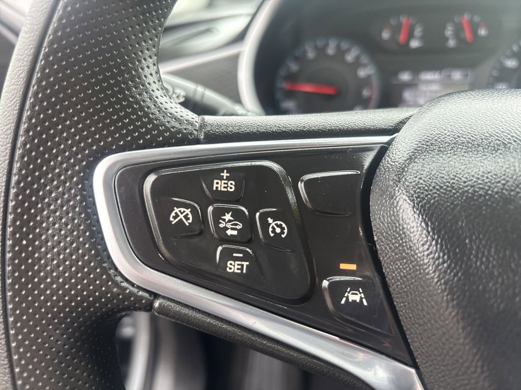 Used 2023 Chevrolet Malibu LT image 13