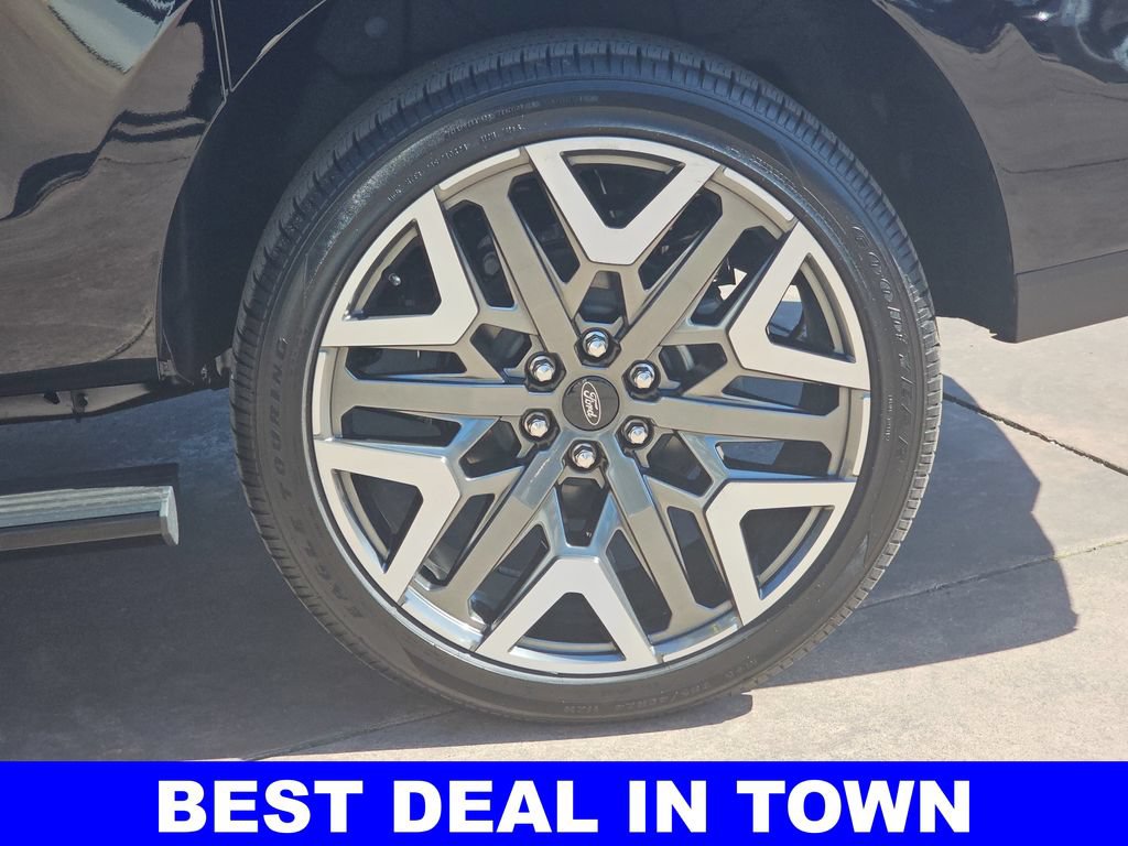 New 2025 Ford Expedition Max Platinum w/ Platinum Ultimate Package AWD/4WD image 37