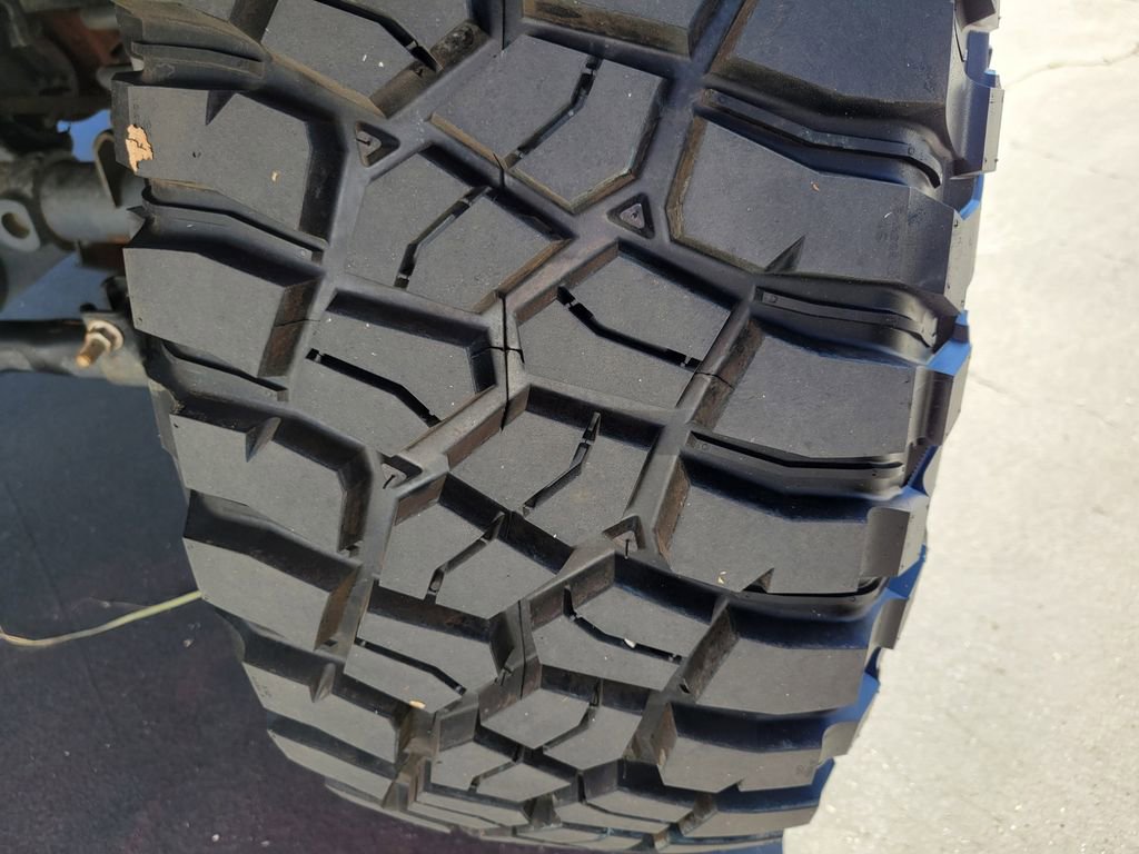 Used 2016 Jeep Wrangler Unlimited Rubicon w/ Connectivity Group image 29