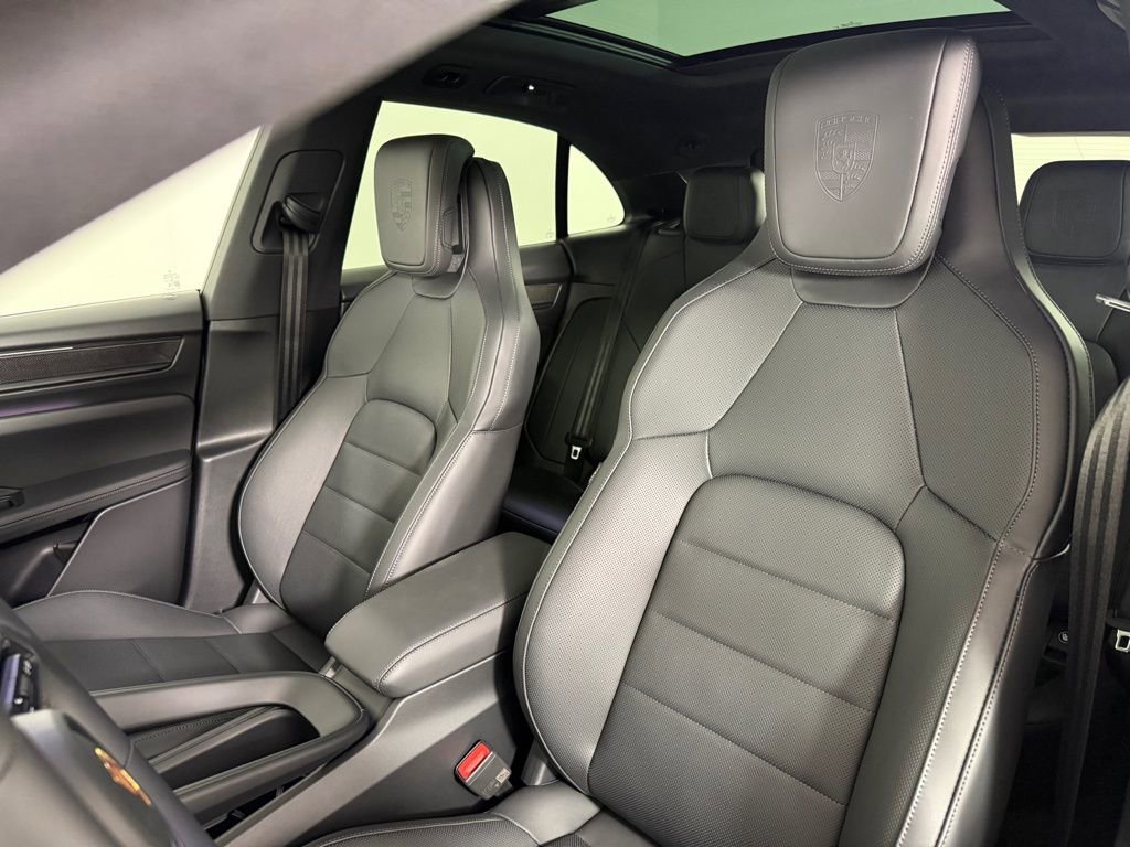 New 2026 Porsche Macan GTS Electric image 5