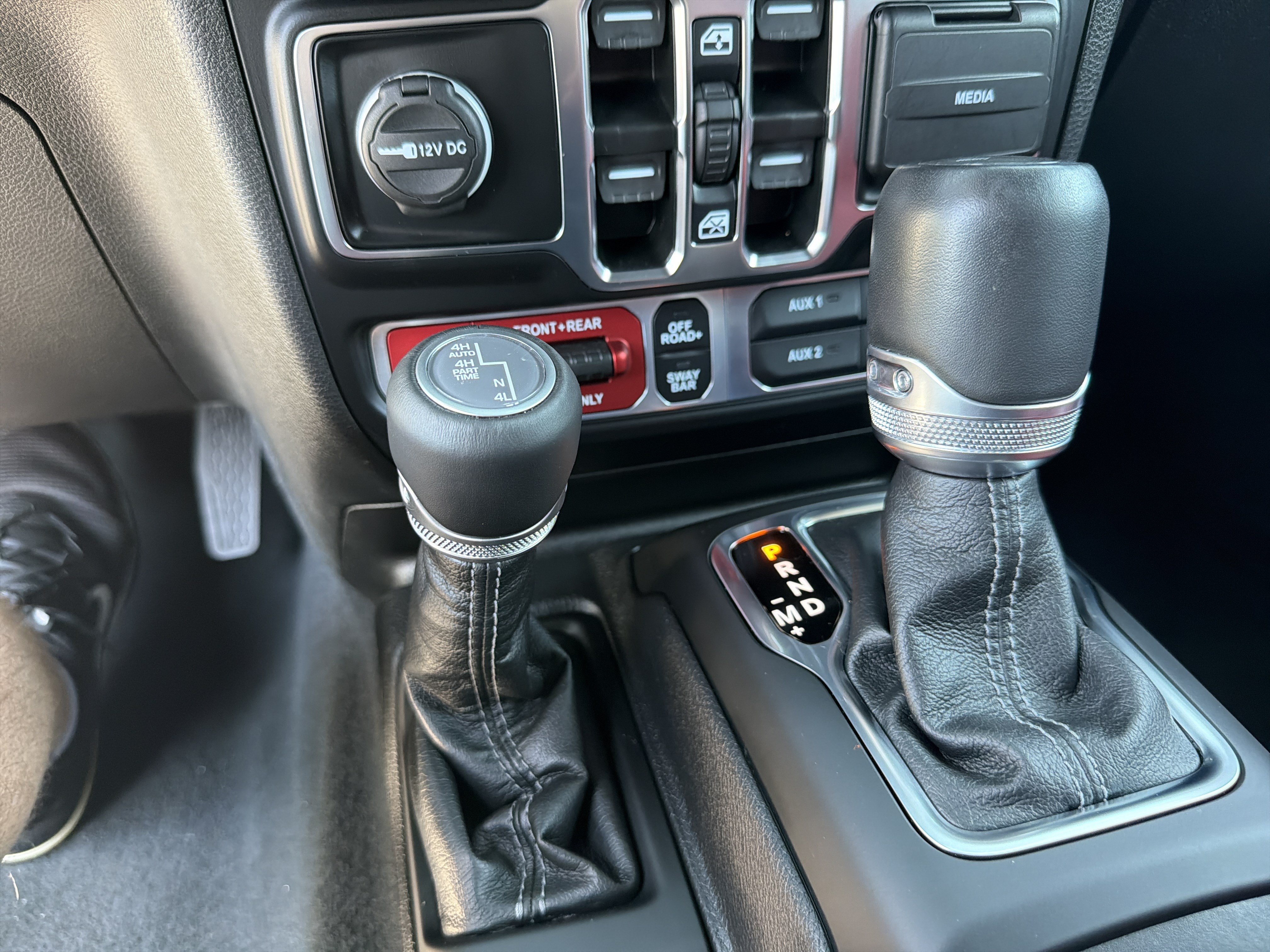 Used 2024 Jeep Wrangler Unlimited Rubicon 392 AWD/4WD image 35