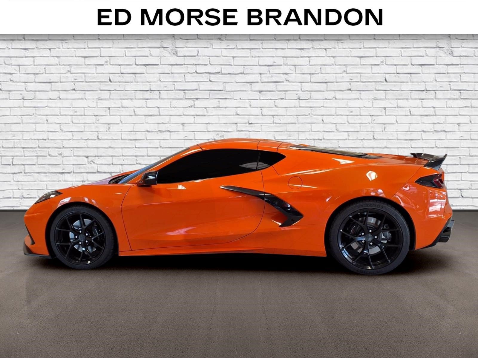 Used 2021 Chevrolet Corvette Stingray Preferred Cpe w/ Z51 Performance Package RWD image 2