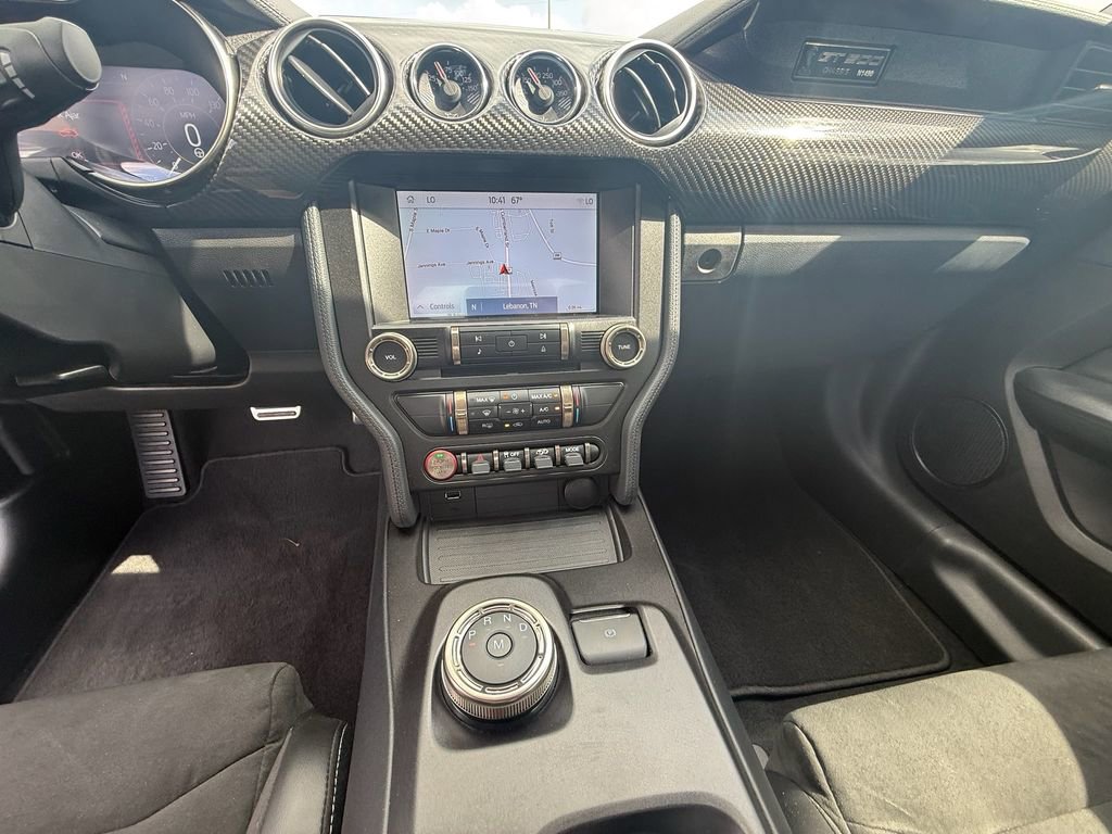 Used 2022 Ford Mustang Shelby GT500 w/ Carbon Fiber Track Pack image 15