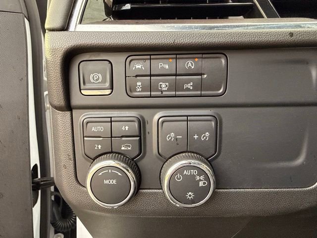 Used 2025 Chevrolet Tahoe LT image 22