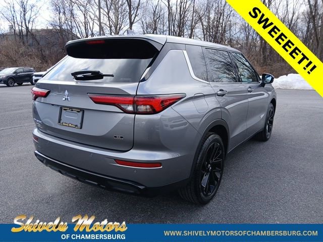 Used 2023 Mitsubishi Outlander SE Black Edition image 6