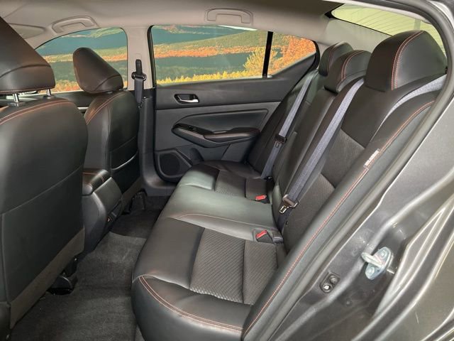 Used 2024 Nissan Altima 2.5 SR image 42